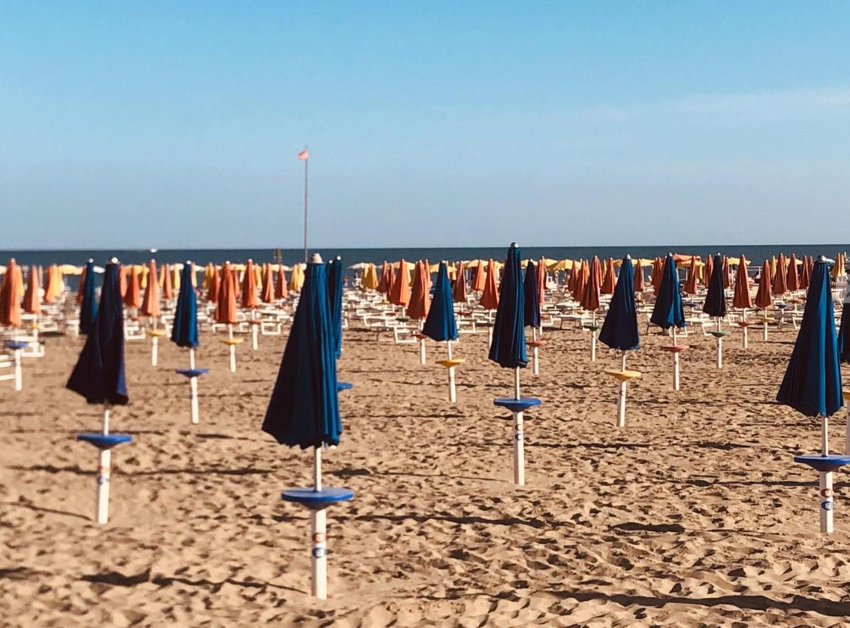 ליגננו סביאדורו Nuovo Fronte Spiaggia, Terrazza Sul Mare E Piscina מראה חיצוני תמונה